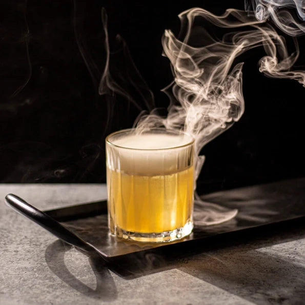 5 cocktails die je thuis makkelijk maakt (met luxe bar-gevoel)