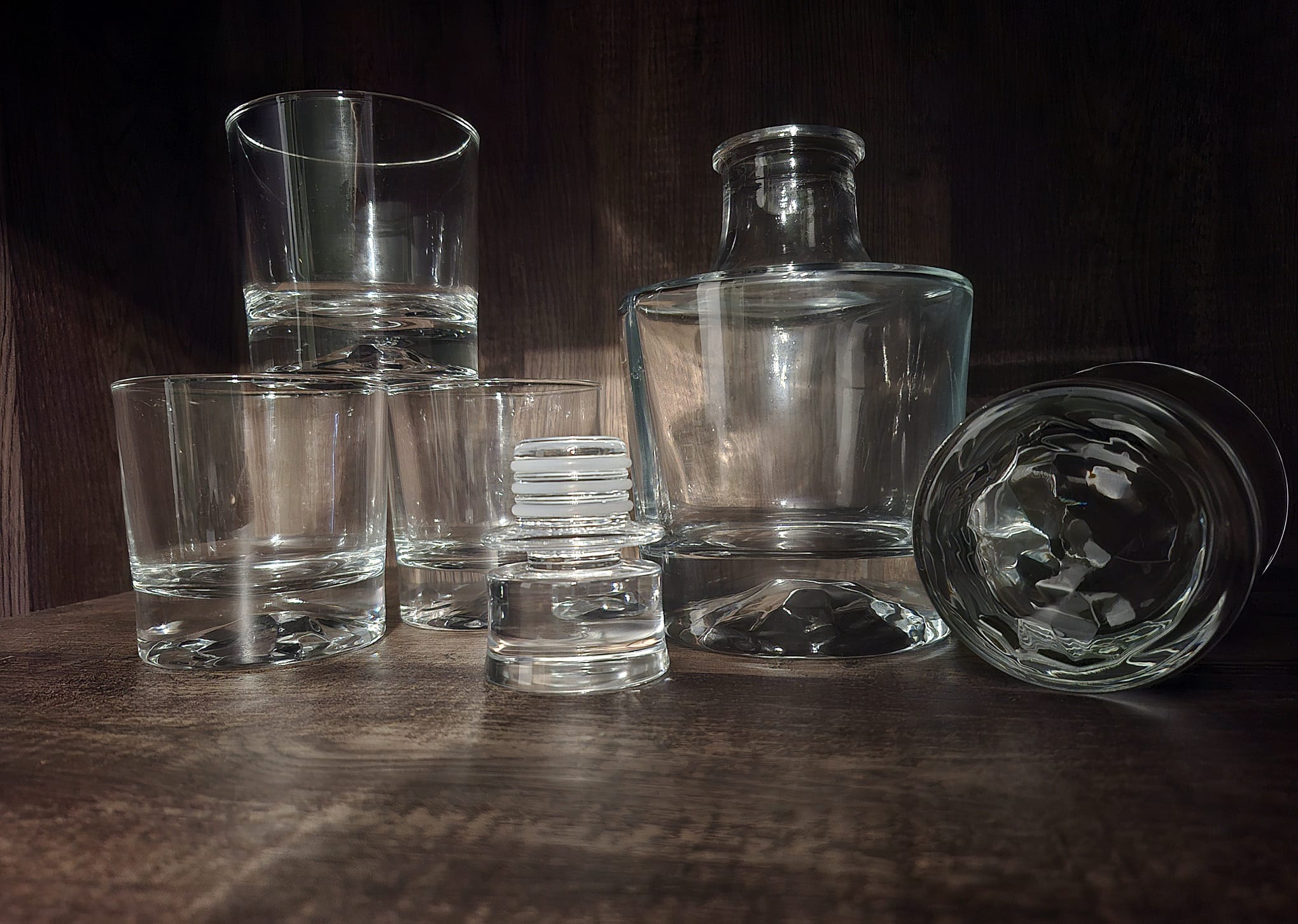 Luxe Whisky Karaf Cadeauset – Inclusief 4 Glazen & Luchtdichte Stop - ProostMoment
